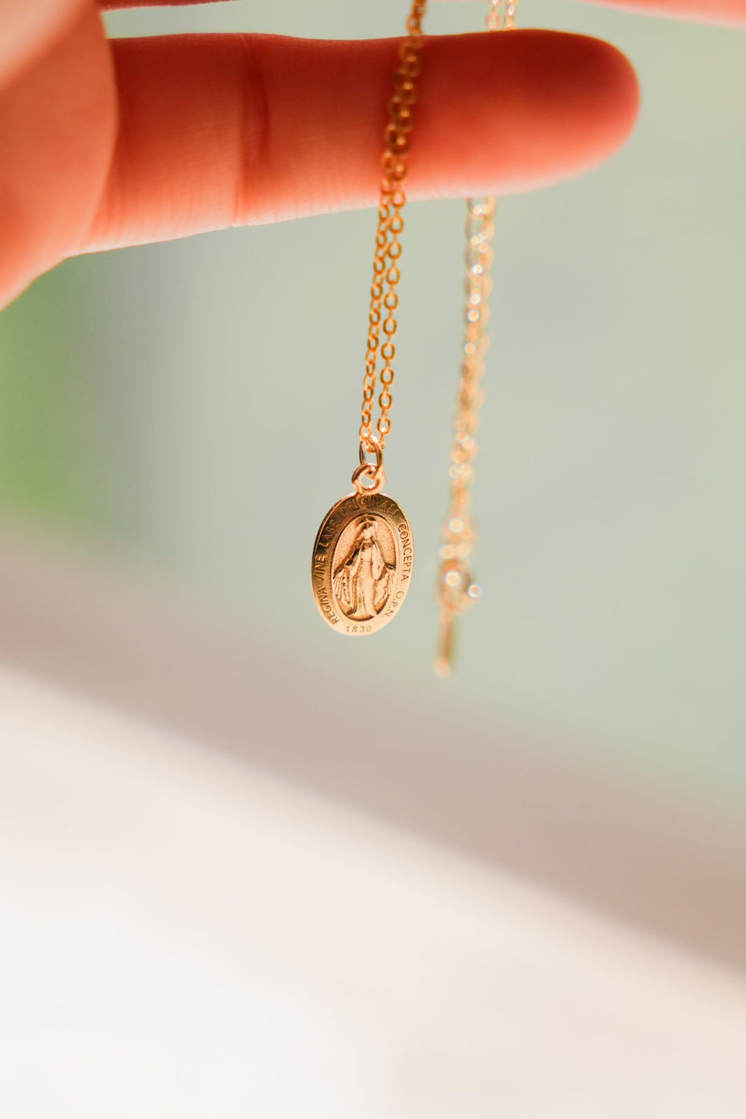 Miraculous Medal Necklace (gold)